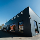 Tesla Weighs Sale of China Business to Pave Way for Potential SpaceX Merger